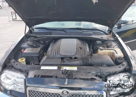 2009 Chrysler 300C Hemi z USA, uszkodzony, nr VIN 2C3LA63T39H525697